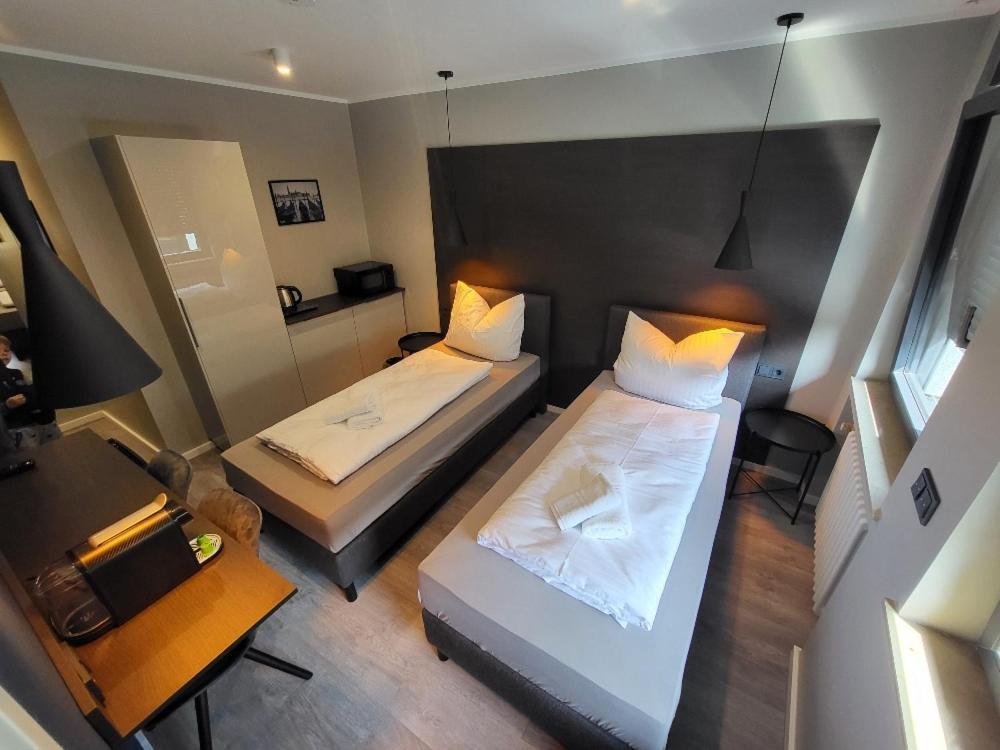 Liro Hotel Moers Esterno foto