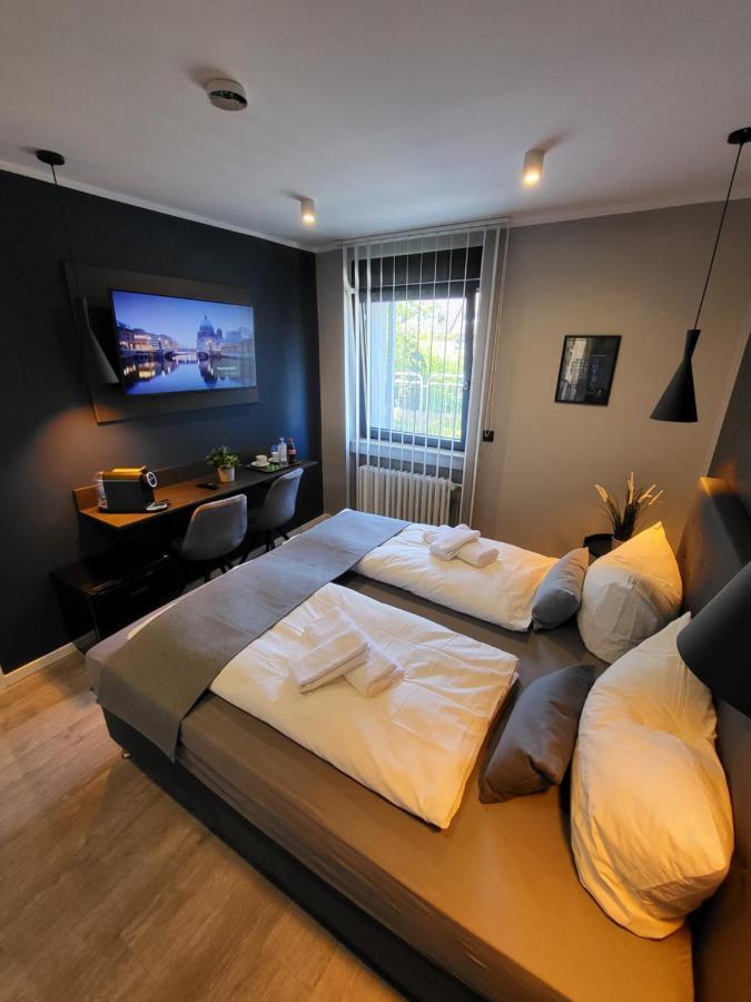 Liro Hotel Moers Esterno foto