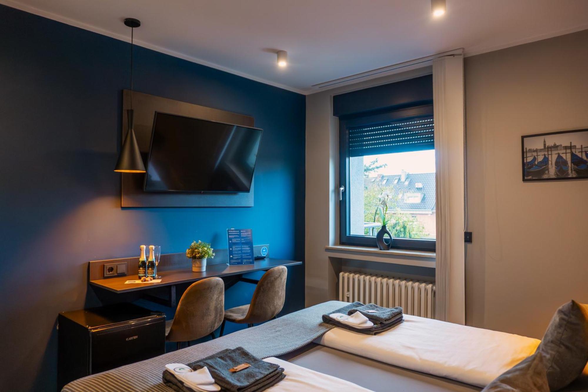 Liro Hotel Moers Esterno foto