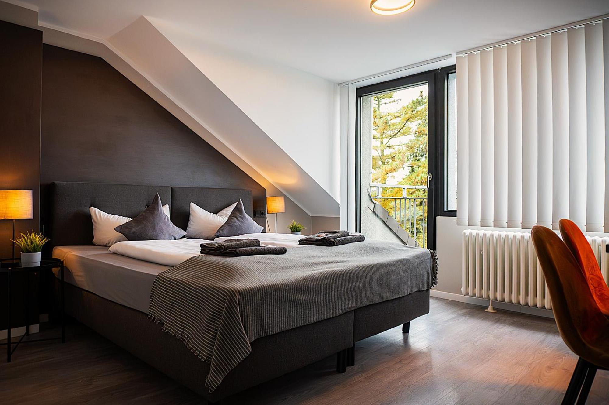 Liro Hotel Moers Esterno foto