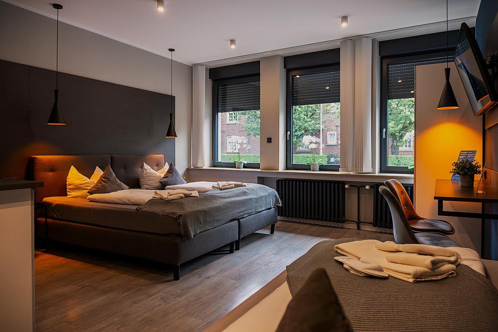 Liro Hotel Moers Esterno foto
