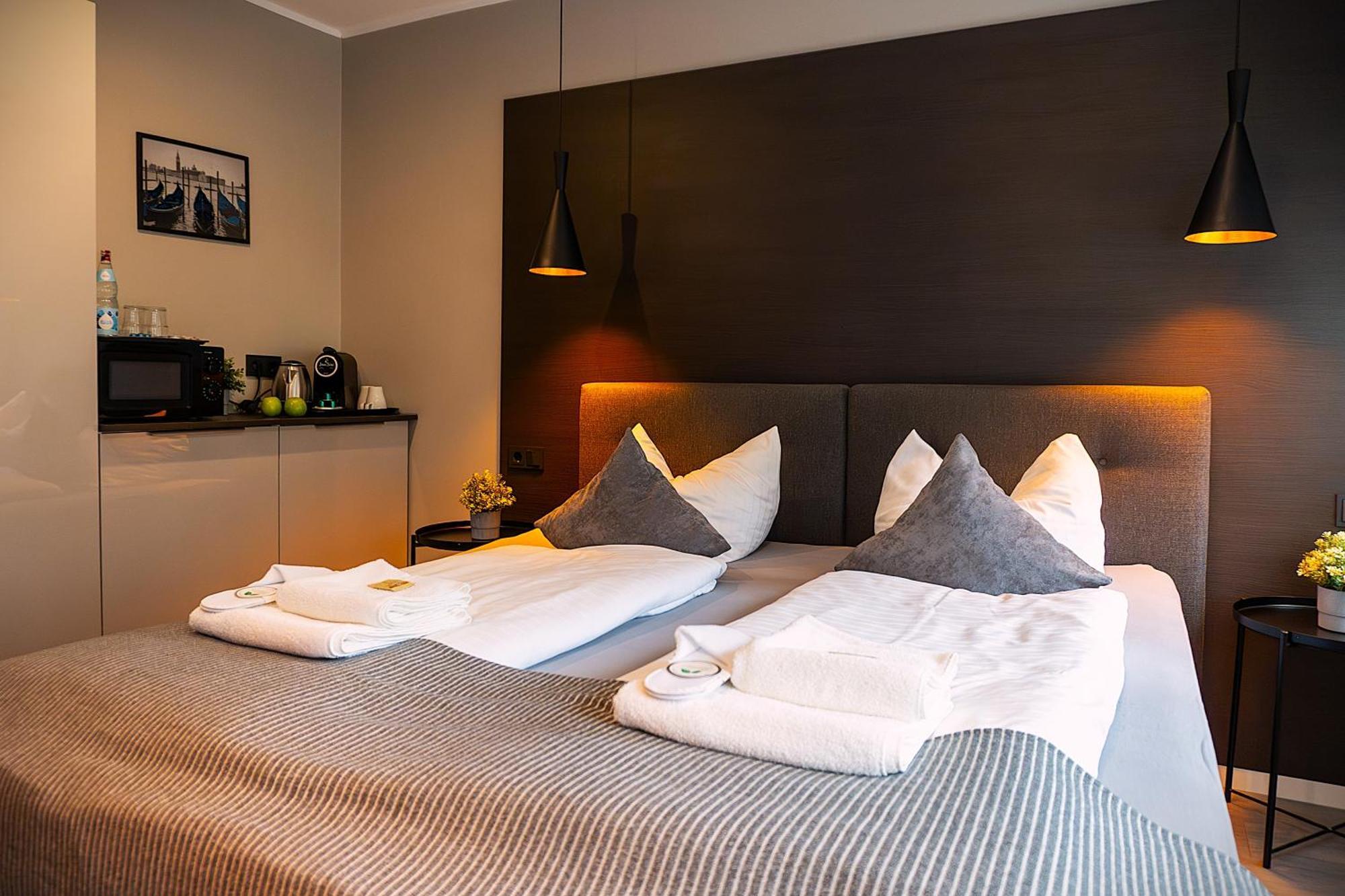 Liro Hotel Moers Esterno foto